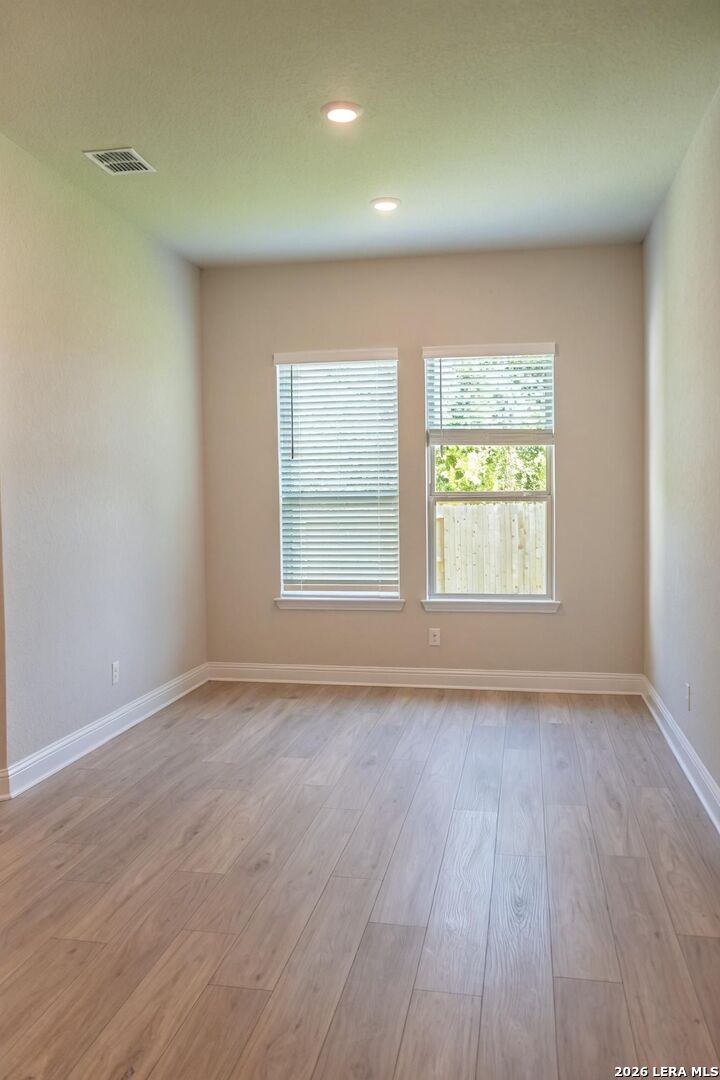 105 Dryden, , 78108 — photo 1