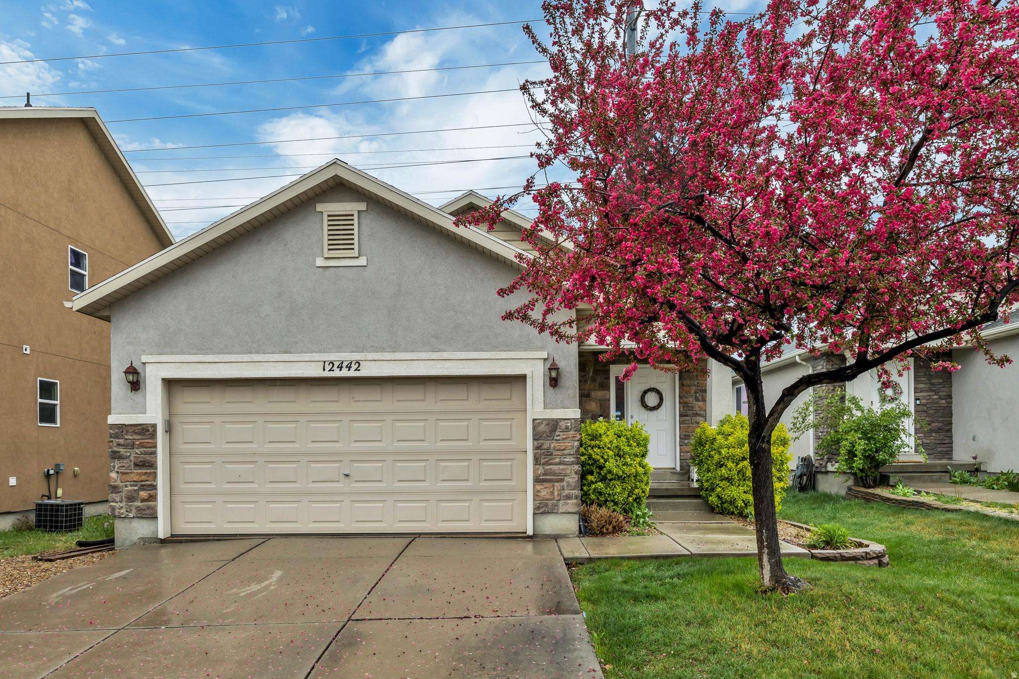12442 S MOSSBERG DR, Herriman, UT 84096 — photo 1