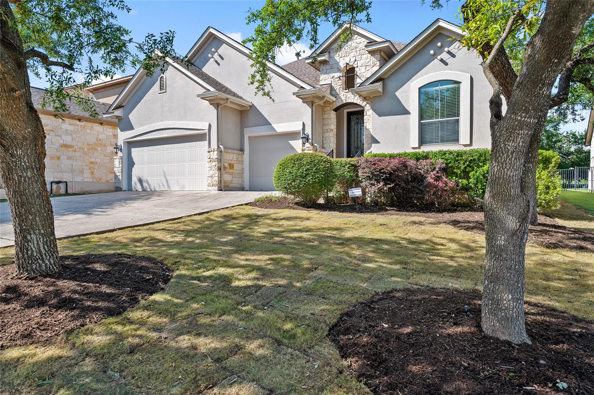 4512 Pyrenees, Bee Cave, TX 78738 — photo 1