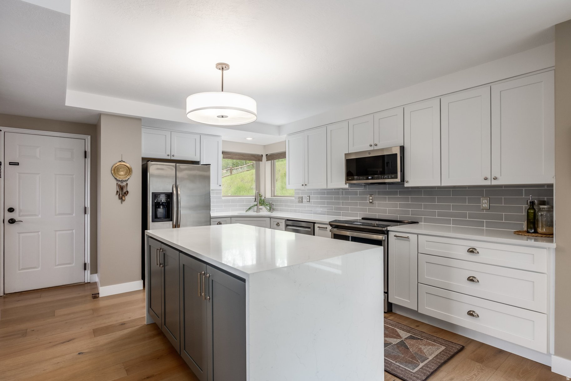 7998 N SPRINGSHIRE DR, Park City, UT 84098 — photo 1