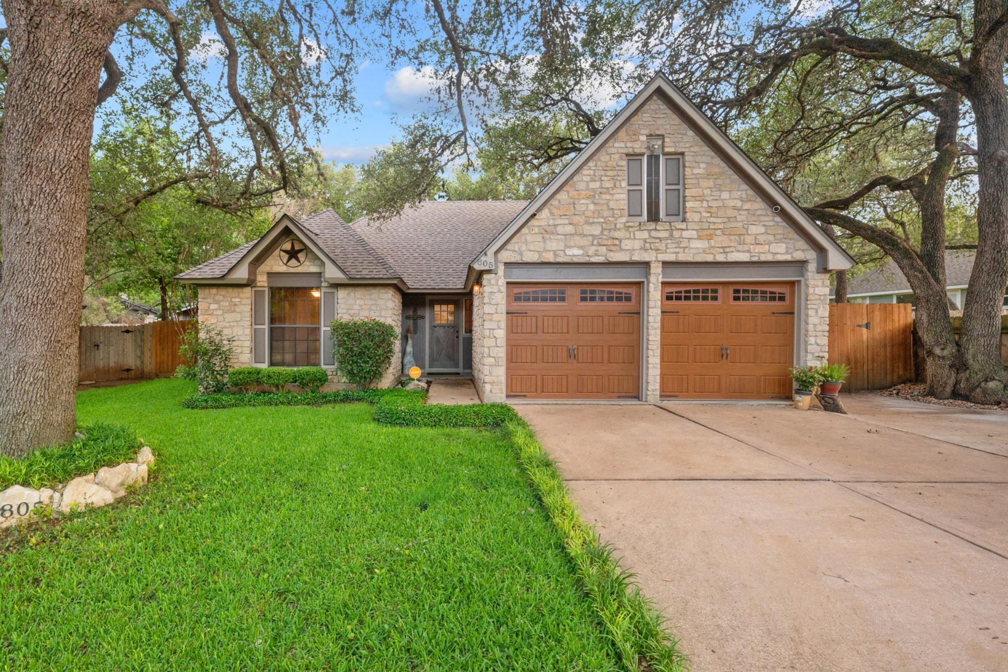 805 Angleton, Austin, TX 78748 — photo 1