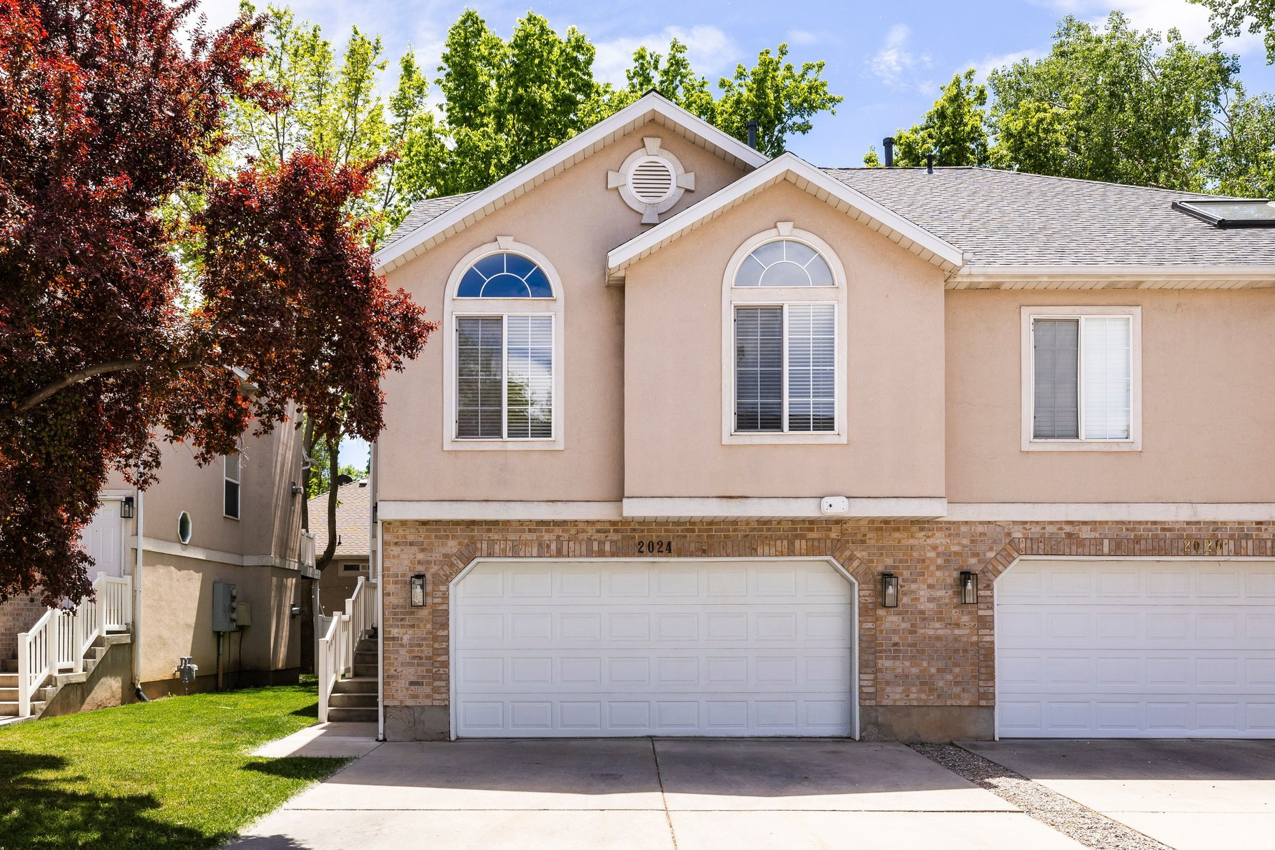 2024 E COTTON WILLOW LN, Holladay, UT 84117 — photo 1