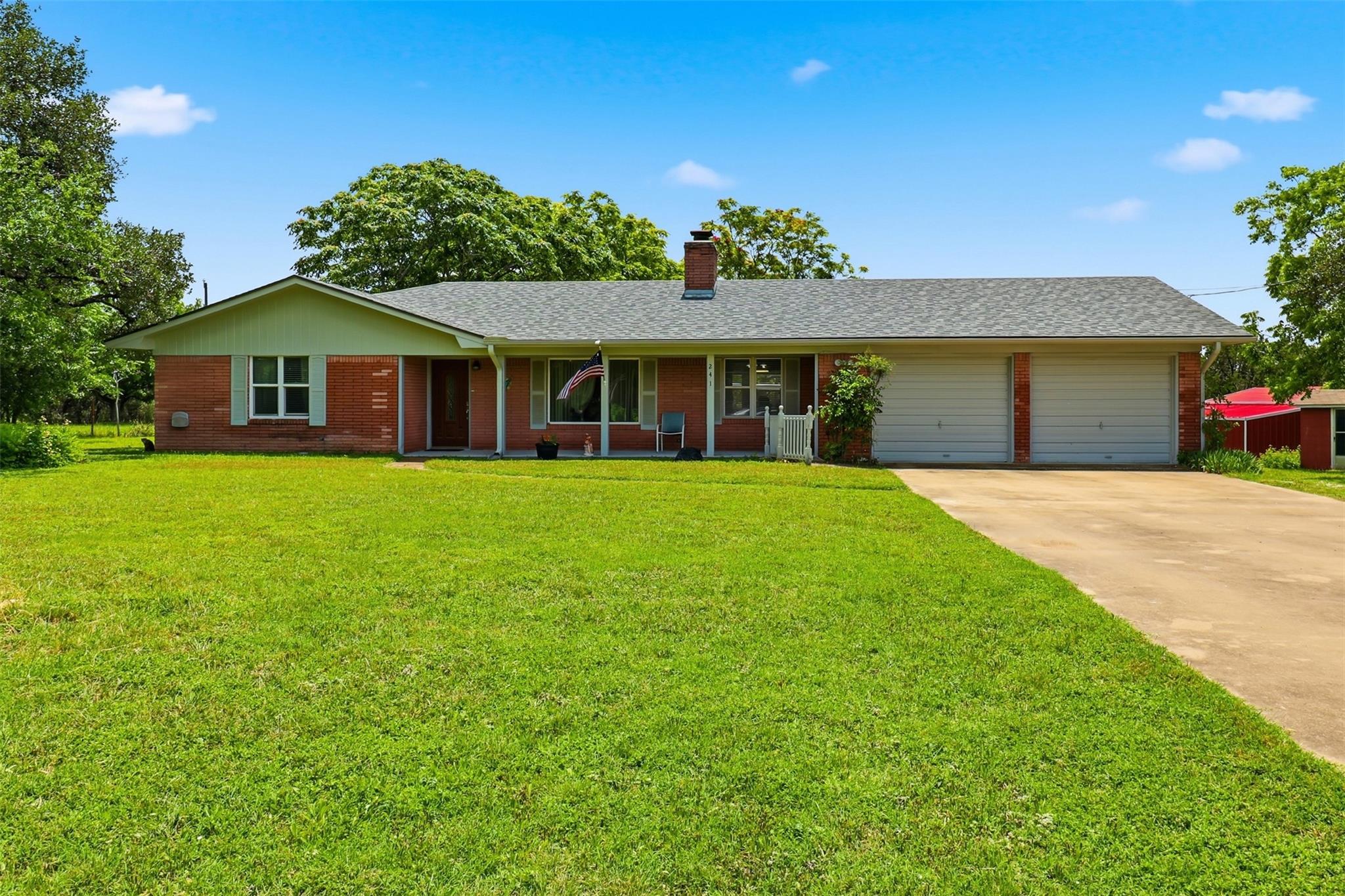 241 Hilltop, Burnet, TX 78611 — photo 1