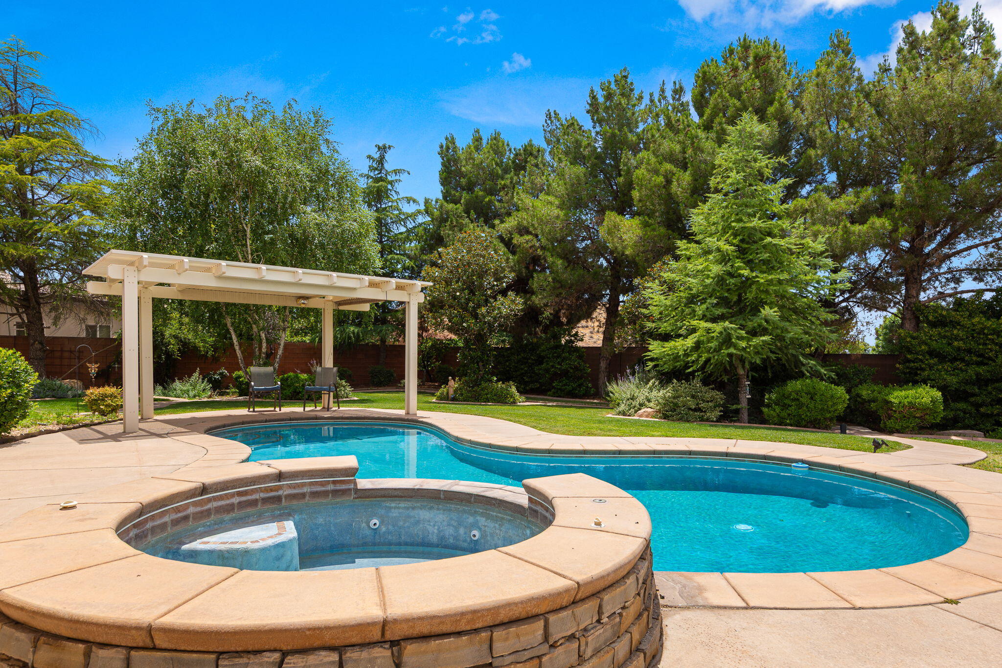 1530 S SOUTHERN TRAILS CIR, Washington, UT 84780 — photo 1