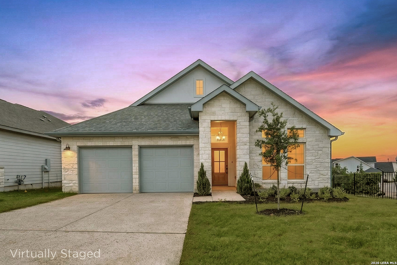 1801 N Chateau, Kerrville, TX 78028 — photo 1