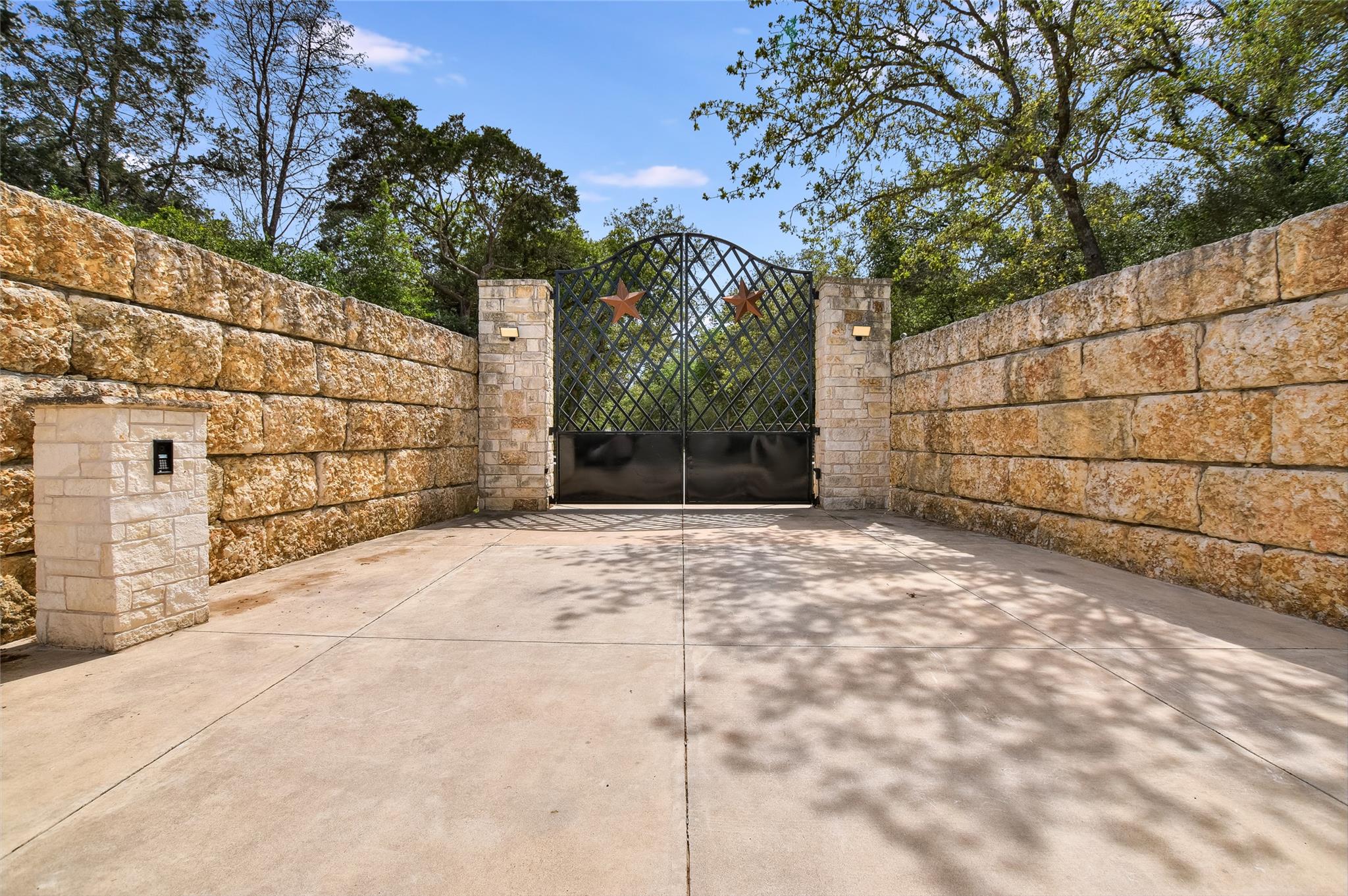 2187 Highway 290, McDade, TX 78650 — photo 1