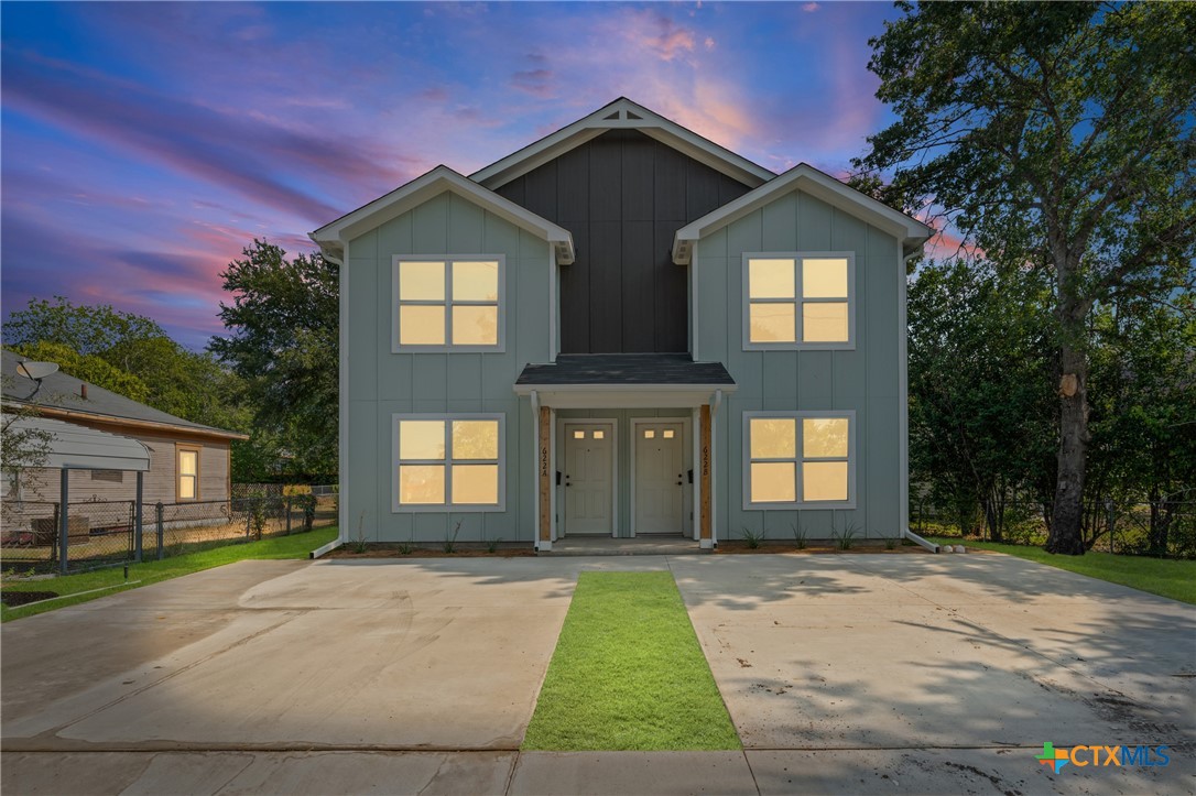 622 E 8th Avenue A & B, Belton, TX 76513 — photo 1