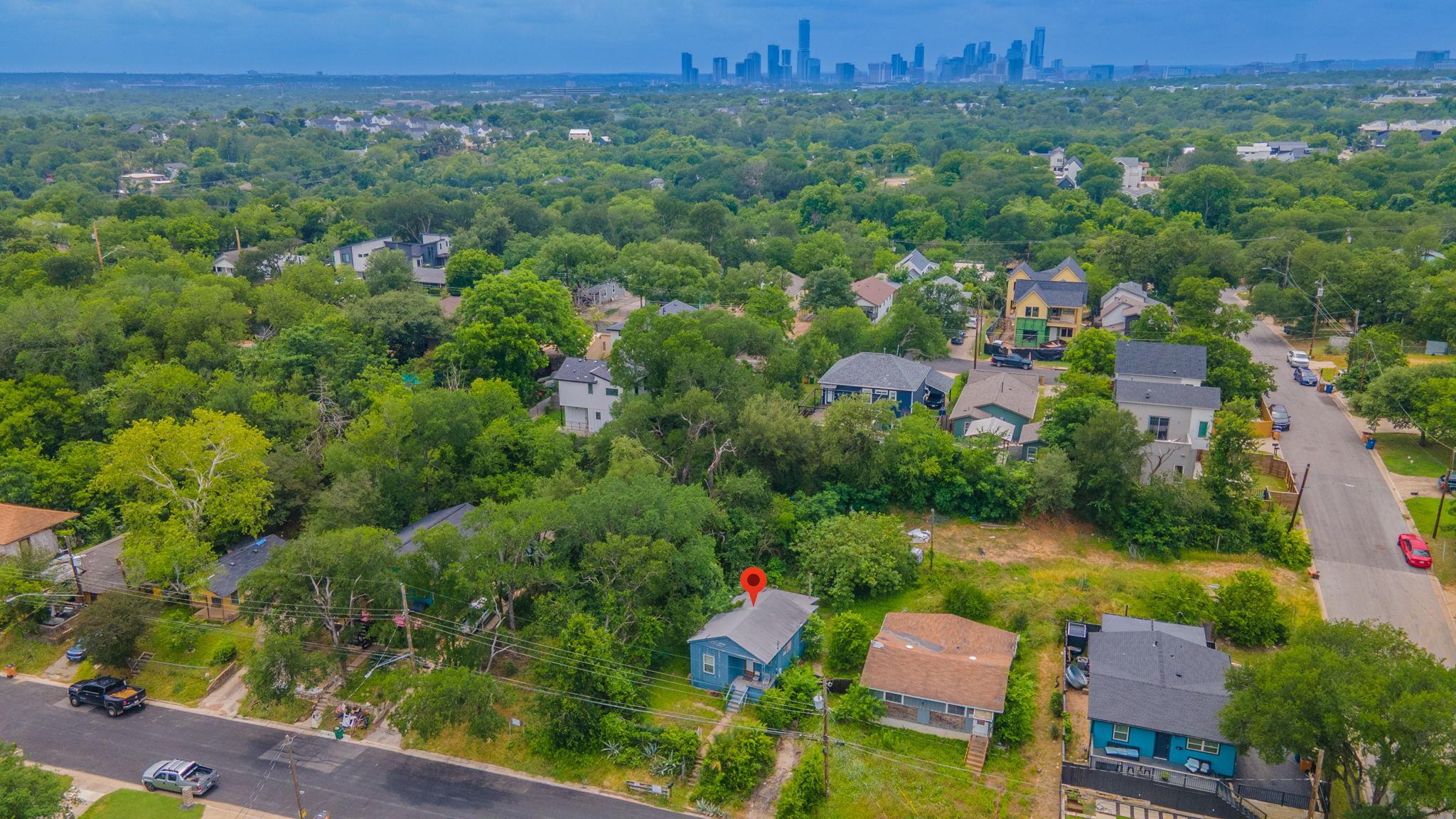 1408 Luna, Austin, TX 78721 — photo 1