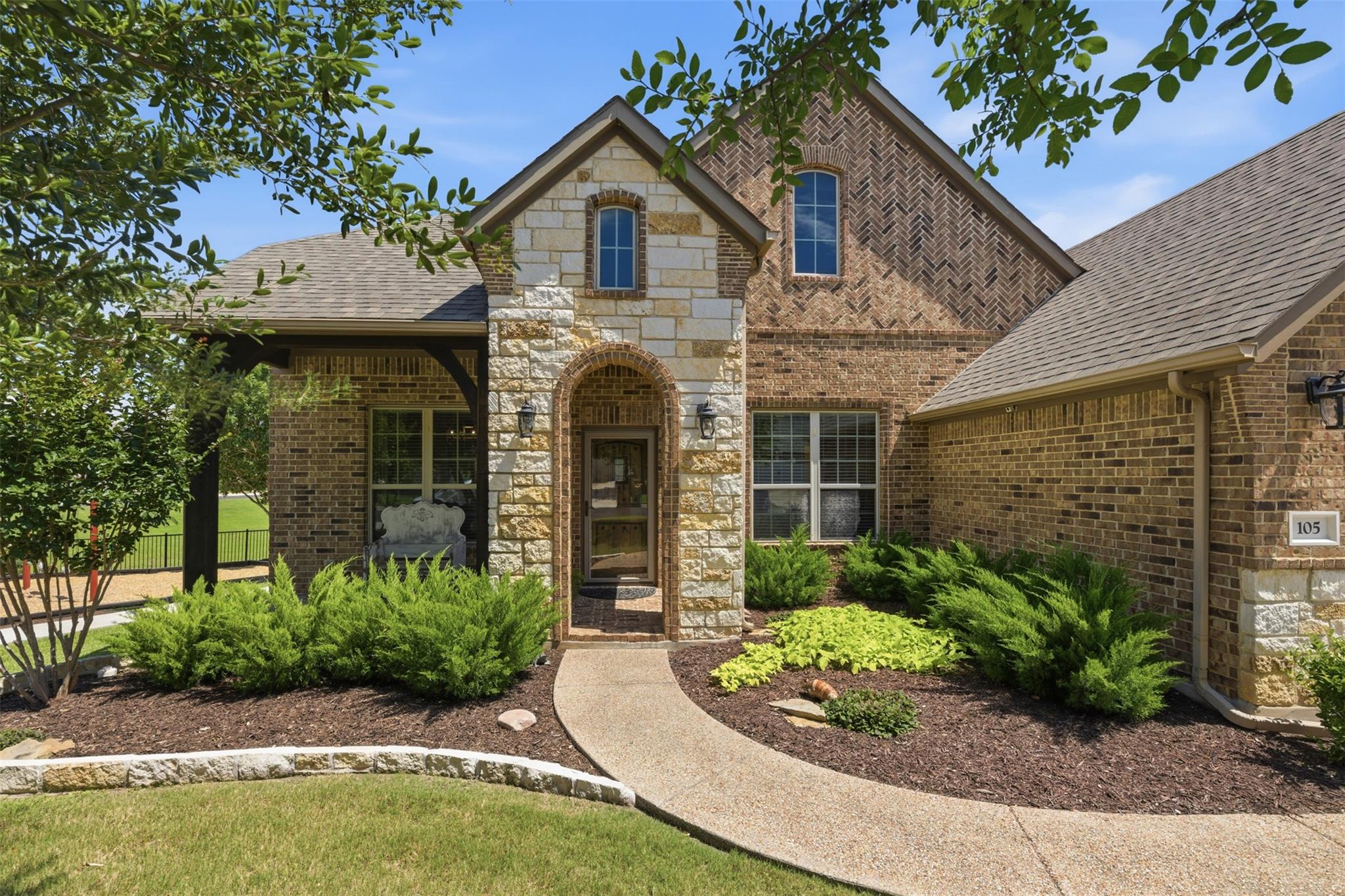 105 Blue Spruce, Round Rock, TX 78664 — photo 1