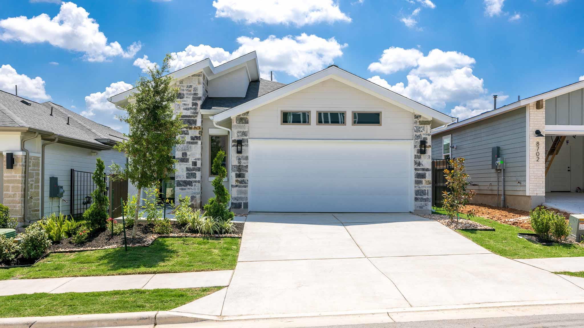 8704 Basil Hayden, Austin, TX 78744 — photo 1