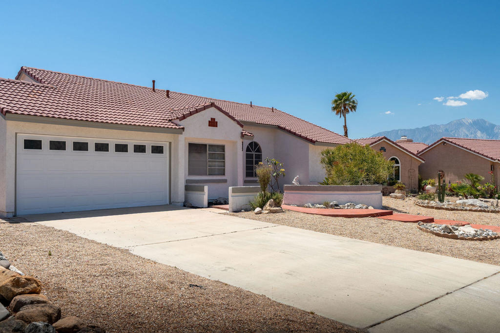 8400 Annandale Avenue, Desert Hot Springs, CA 92240 — photo 1