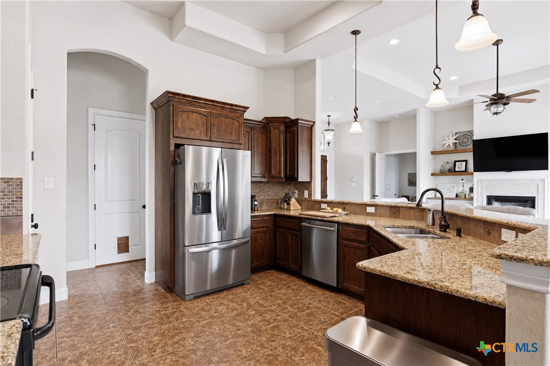 216 River Park, New Braunfels, TX 78130 — photo 1