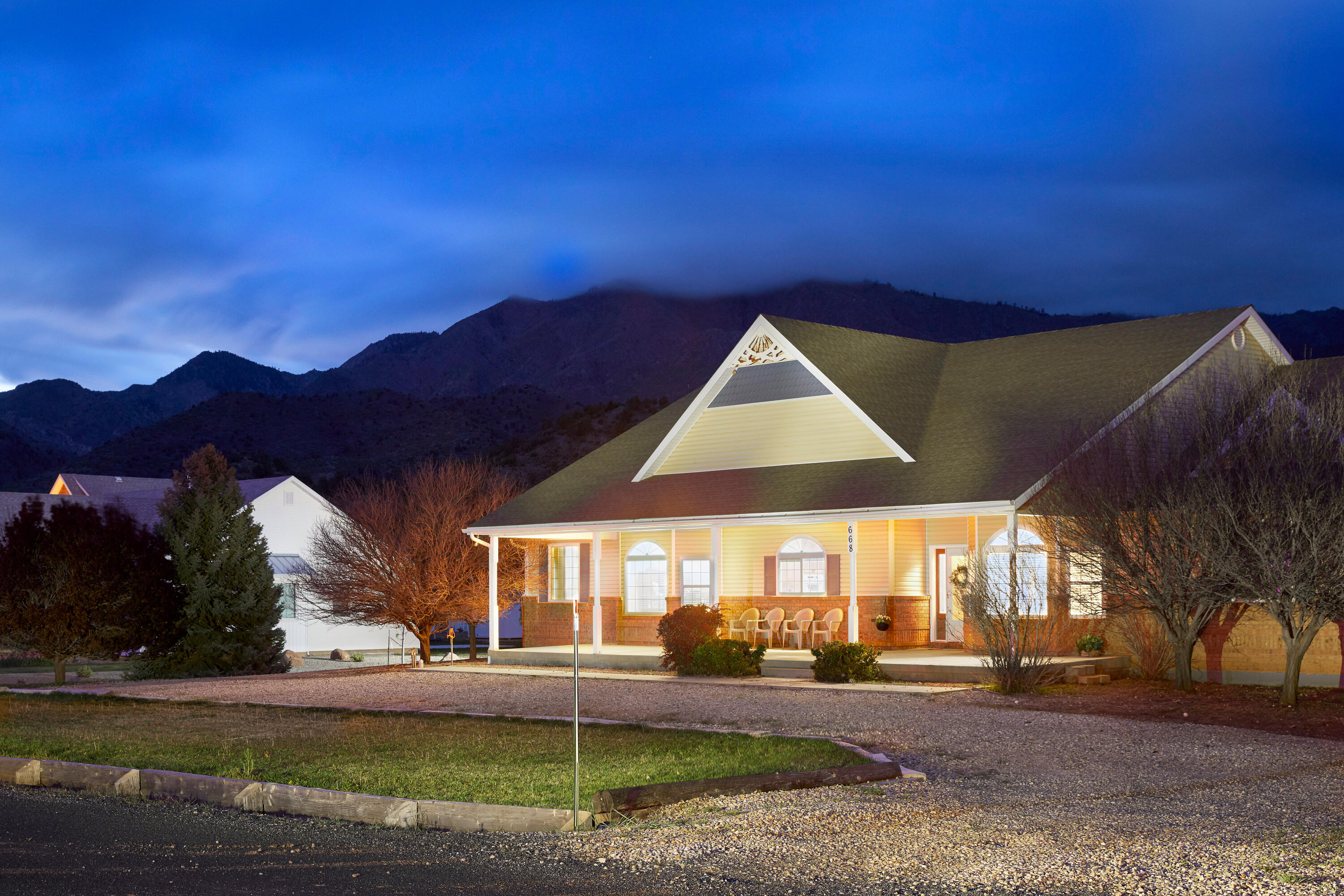 668 S 800 E, New Harmony, UT 84757 — photo 1