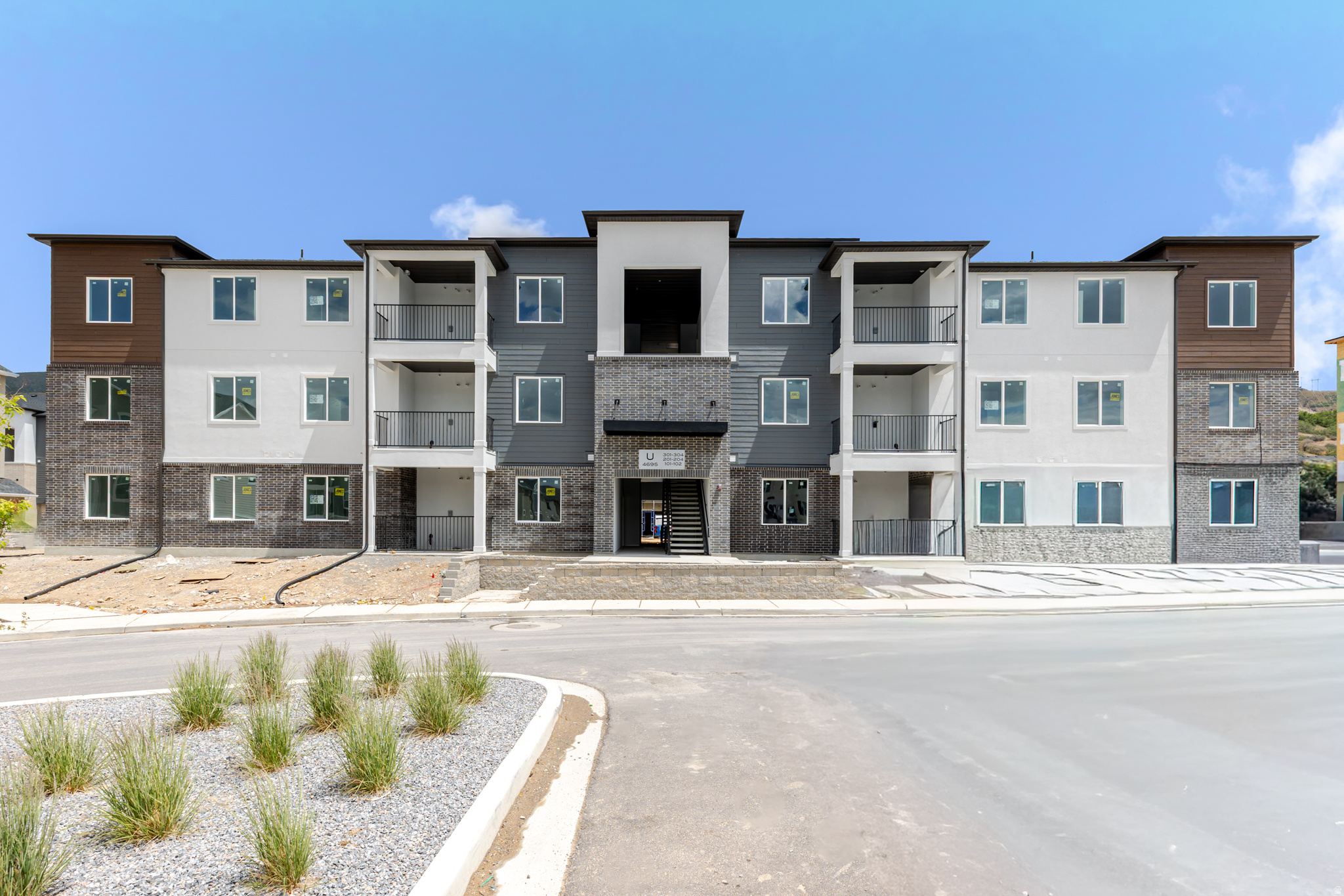 4695 S 690 W #U302, Mapleton, UT 84664 — photo 1
