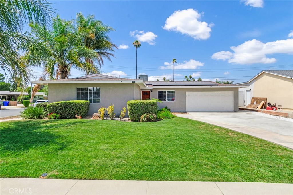 8955 Holly, Riverside, CA 92503 — photo 1