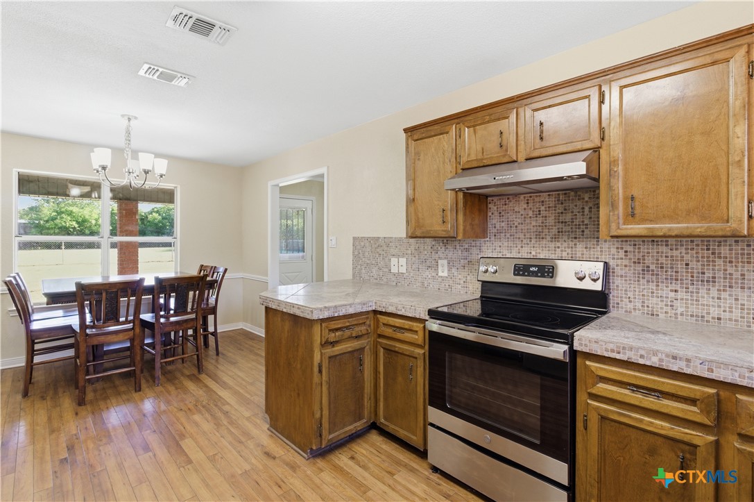 702 Rein, Killeen, TX 76542 — photo 1
