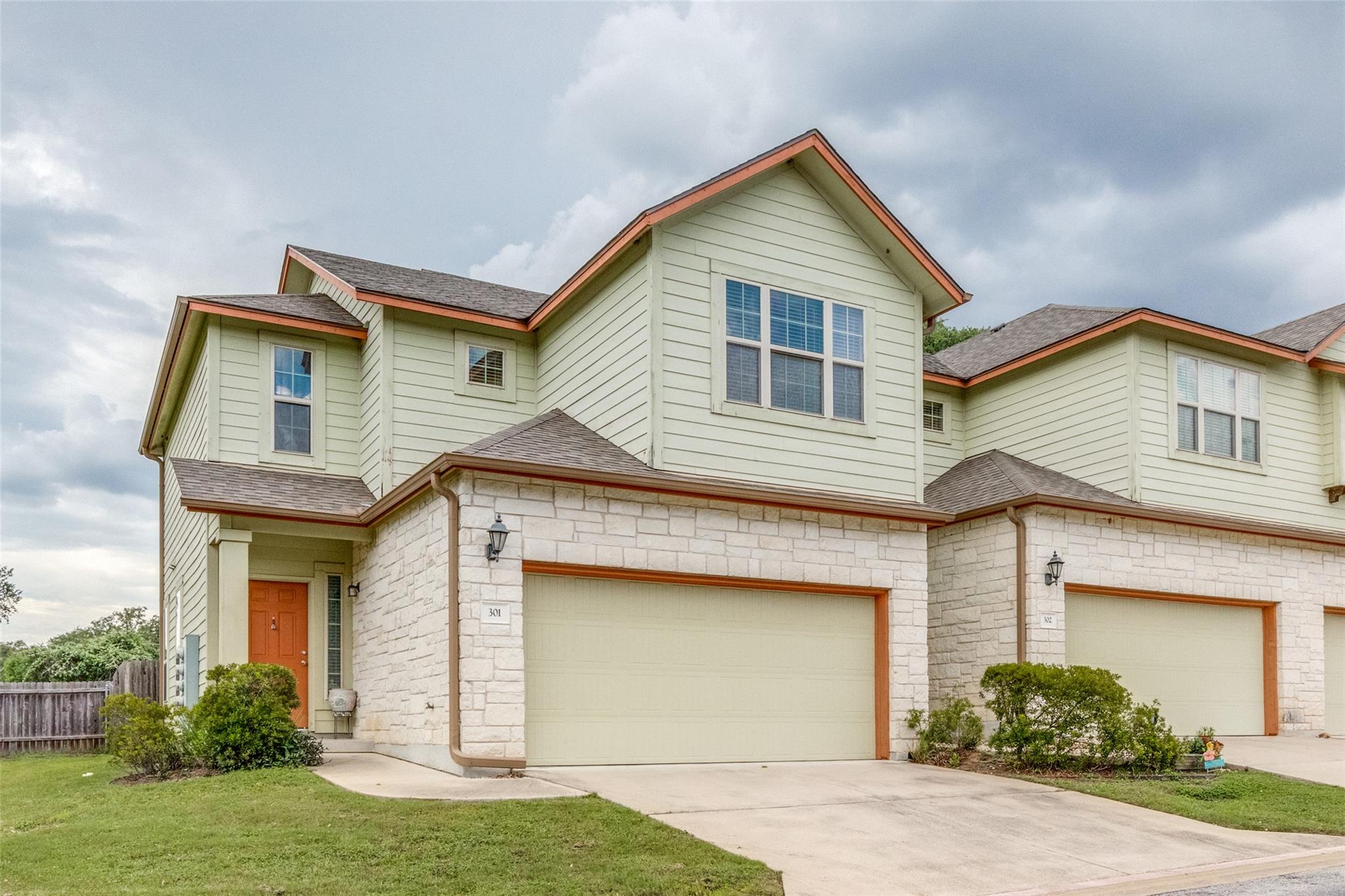2410 Great Oaks, Round Rock, TX 78681 — photo 1