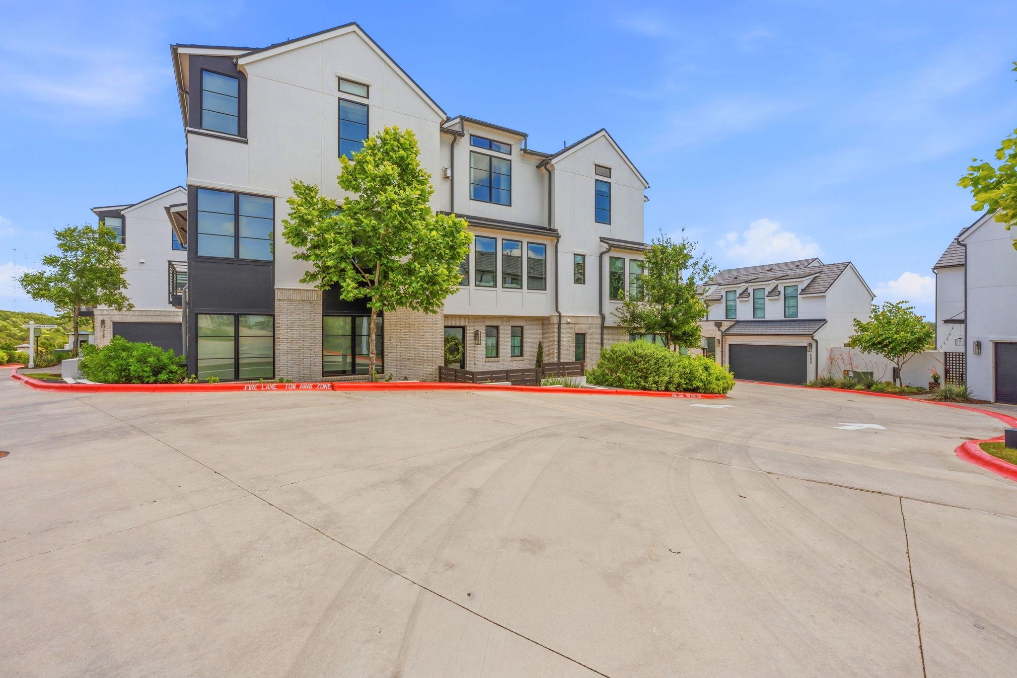 702 Ariana, Austin, TX 78746 — photo 1