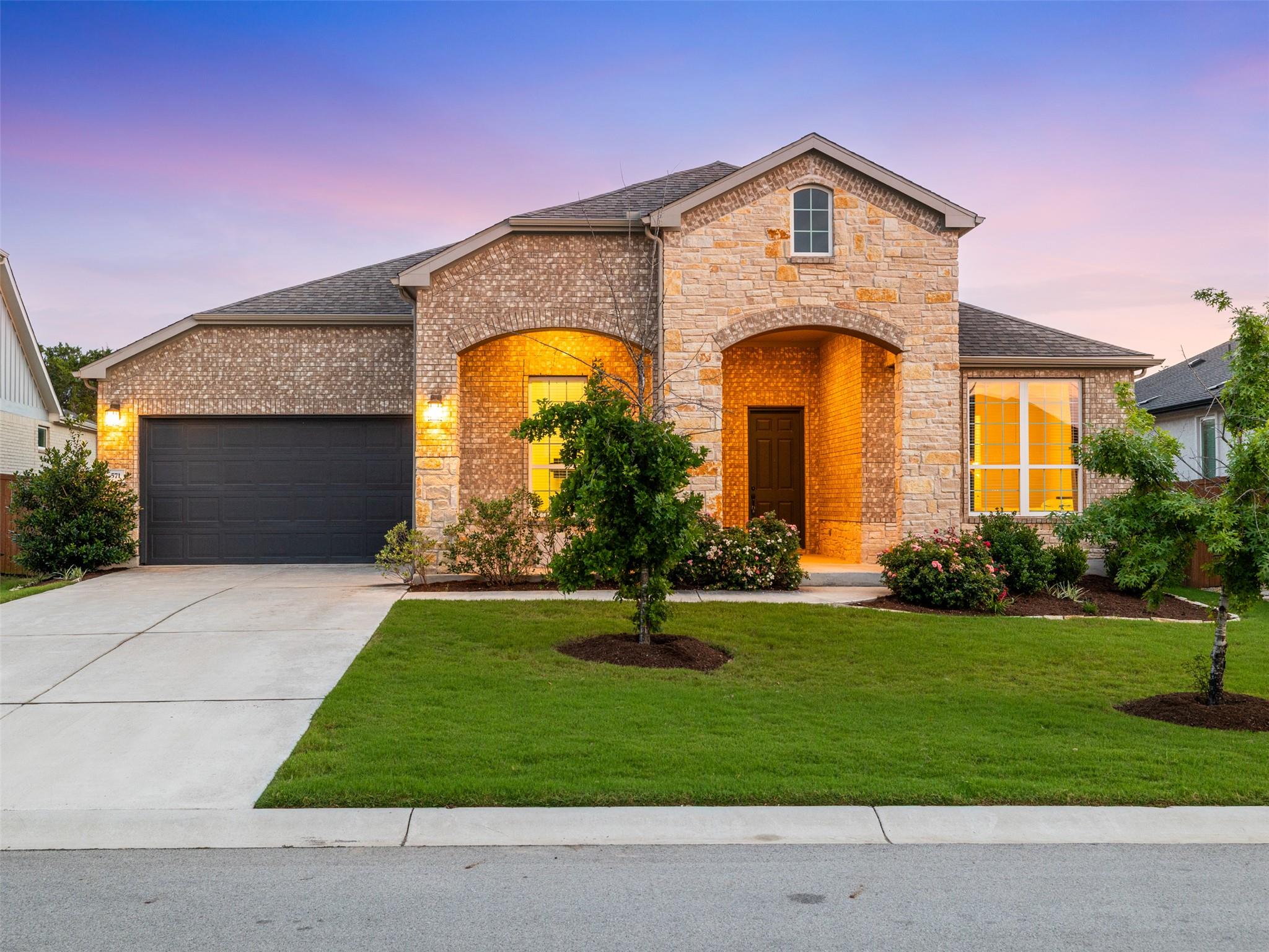 571 Climbing Rock, Dripping Springs, TX 78620 — photo 1