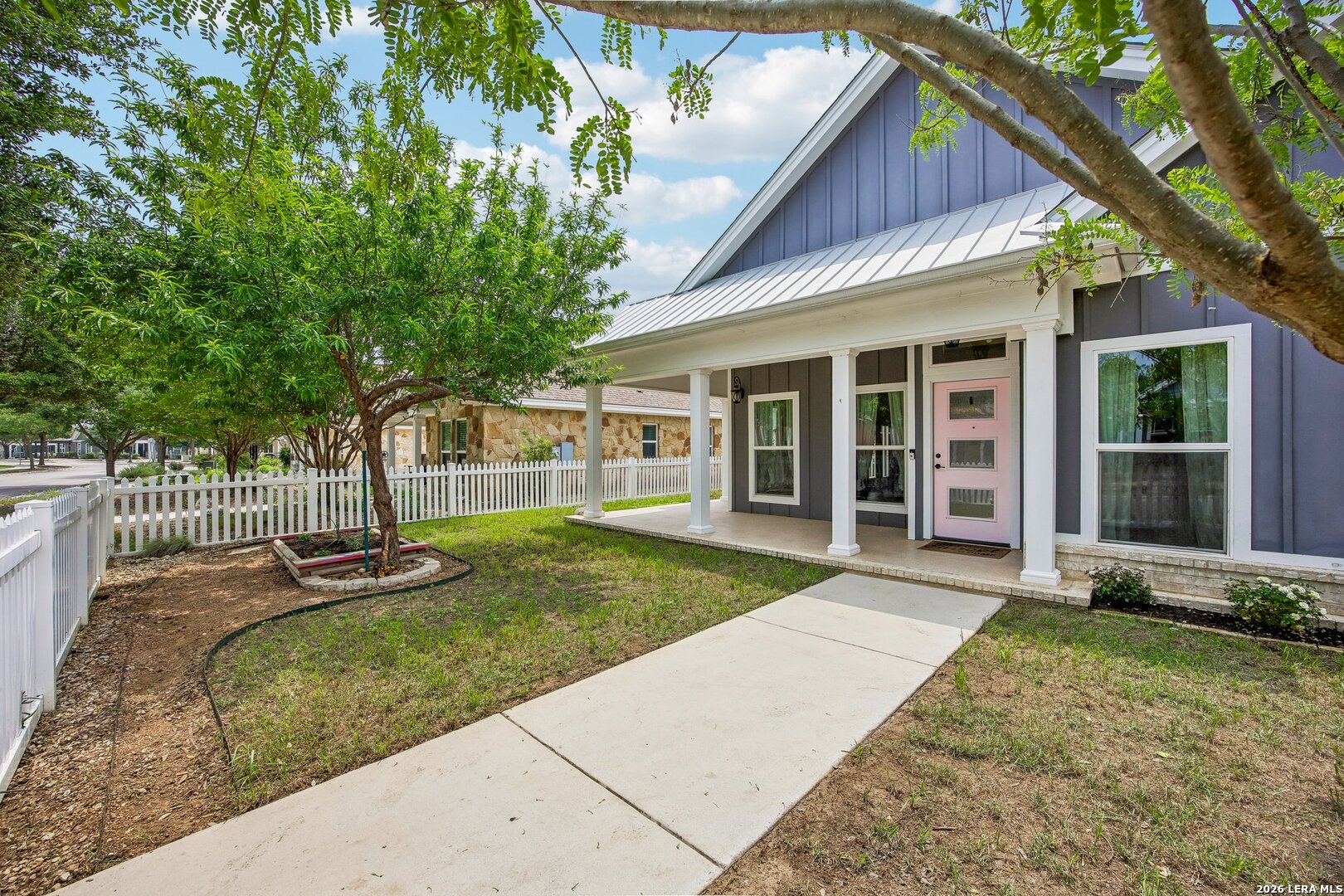 923 Hudson Ln, ,  78130 — photo 1