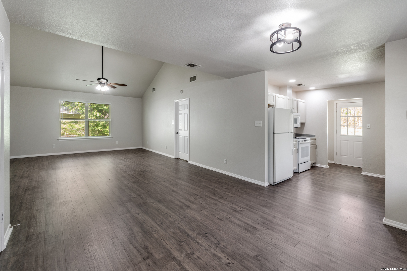 2242 Eastman, ,  78130 — photo 1
