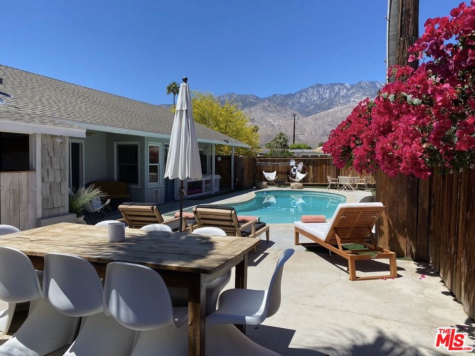 3714 E Calle San Raphael, Palm Springs, CA 92264 — photo 1