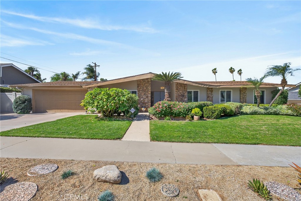 5305 Bardwell, Riverside, CA 92506 — photo 1