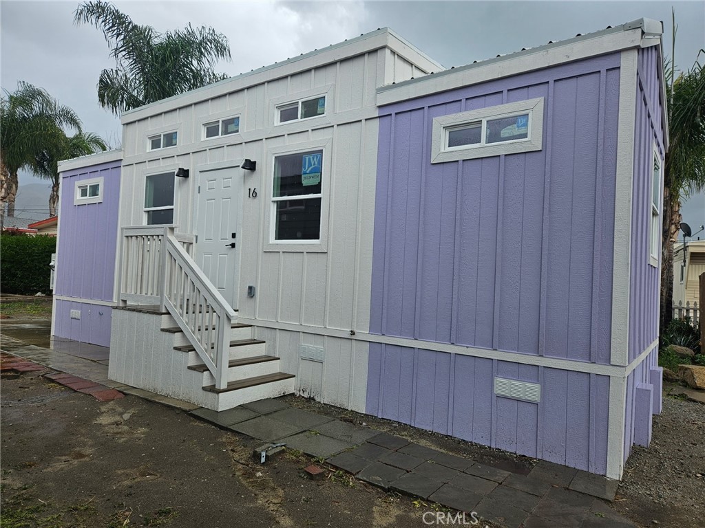 501 S Mistletoe 16, San Jacinto, CA 92582 — photo 1