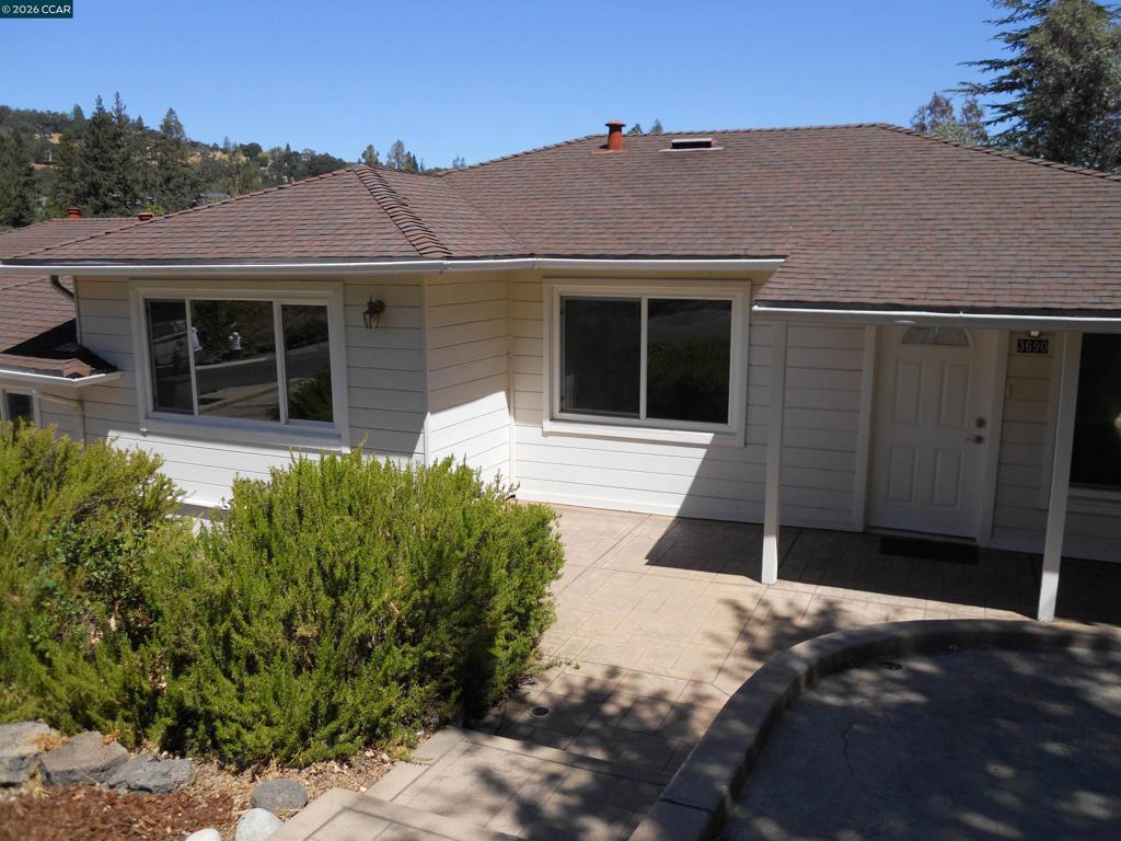 3692 Sundale, Lafayette, CA 94549-3610 — photo 1