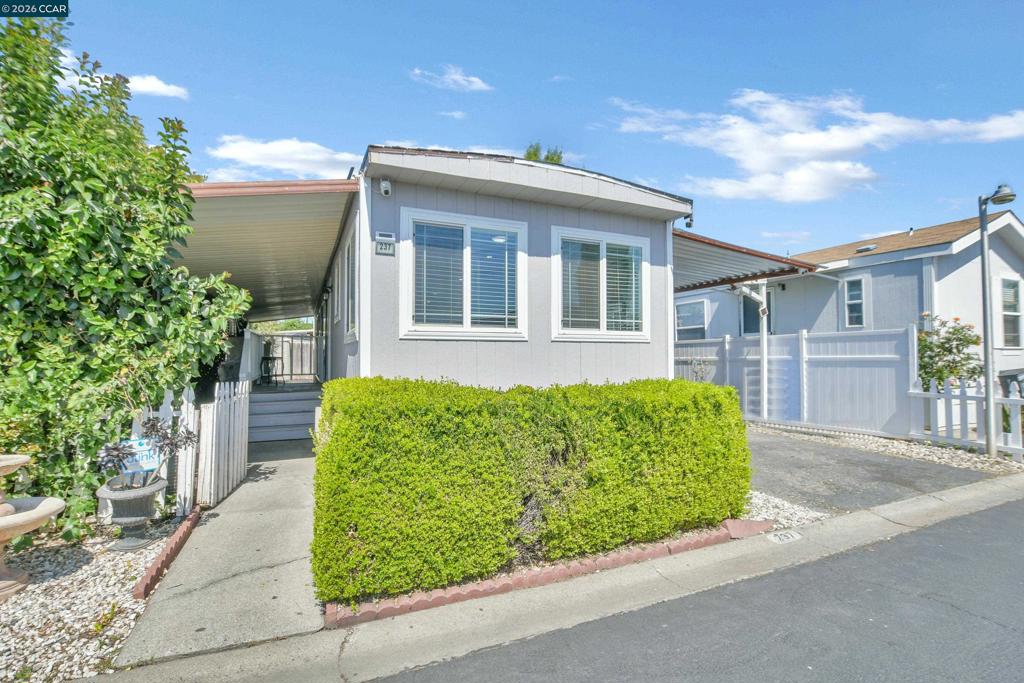 237 Orangevale, Pittsburg, CA 94565 — photo 1