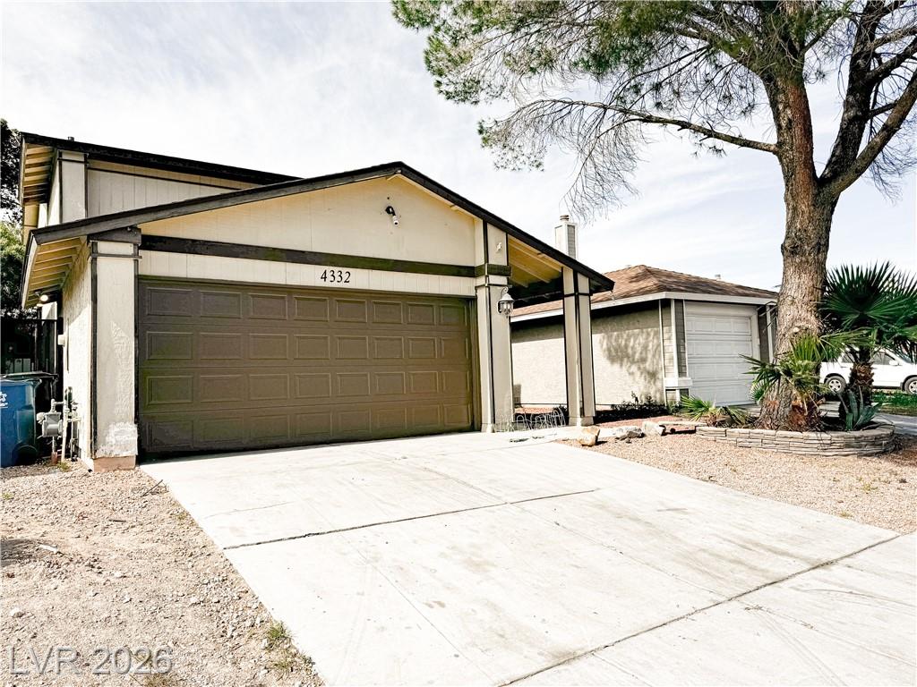 4332 Fox Point Drive, Las Vegas, NV 89108 — photo 1