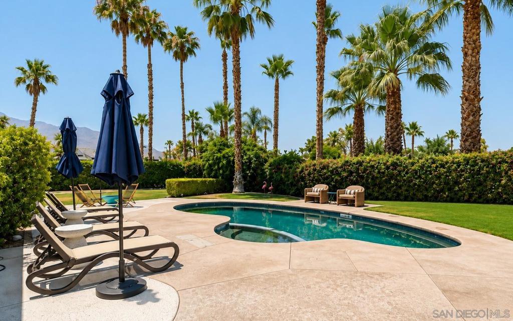 1318 E Via Escuela, Palm Springs, CA 92262 — photo 1