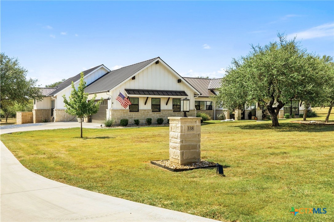 338 Morning Dew Drive, Round Mountain, TX 78663 — photo 1