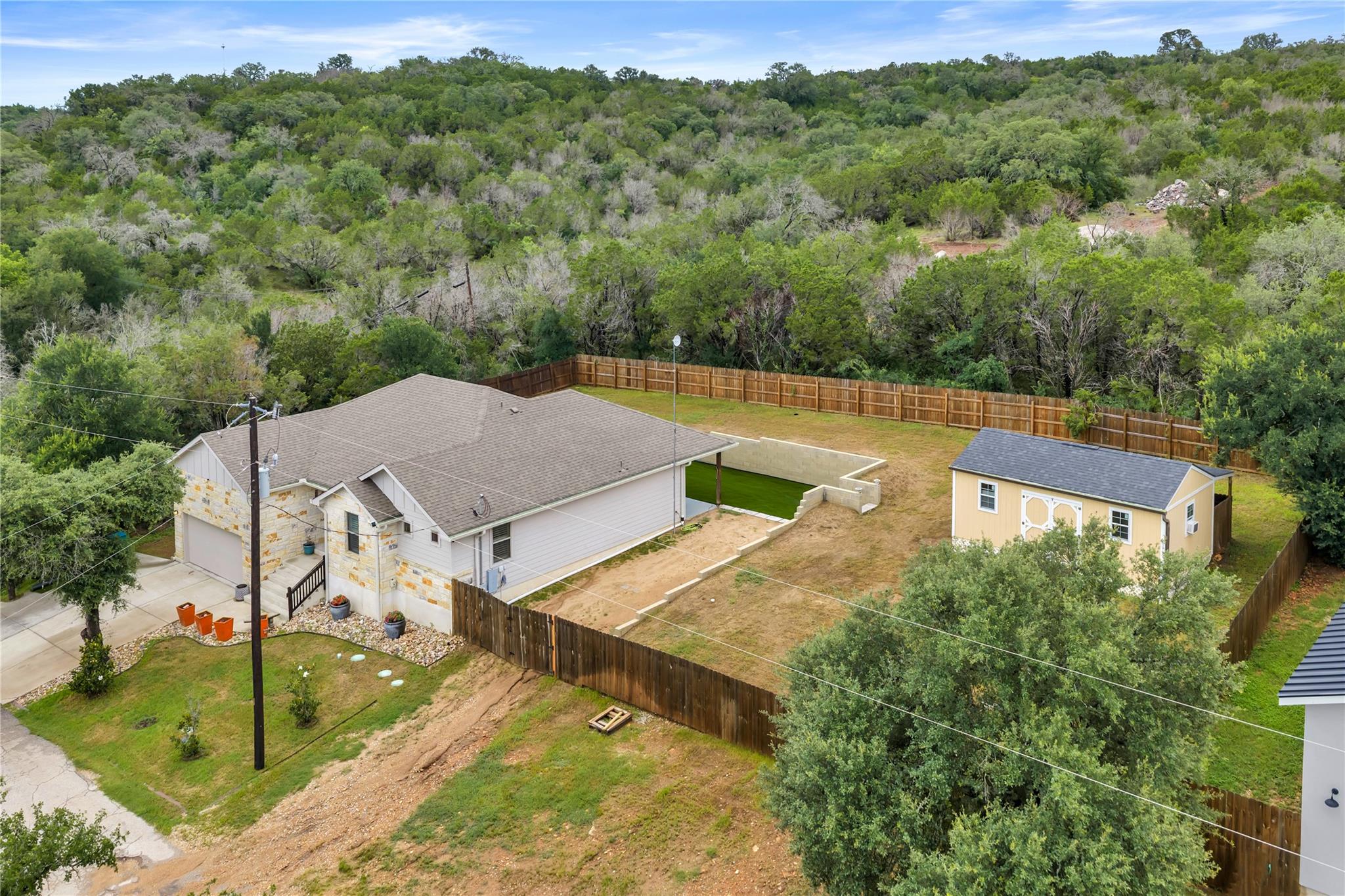 511 Taylor, Horseshoe Bay, TX 78657 — photo 1