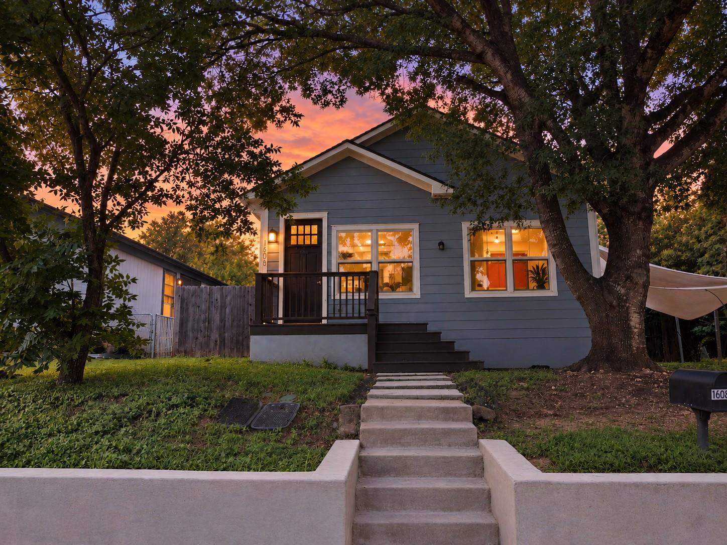 1608  Ulit Ave  #A, Austin, TX 78702 — photo 1