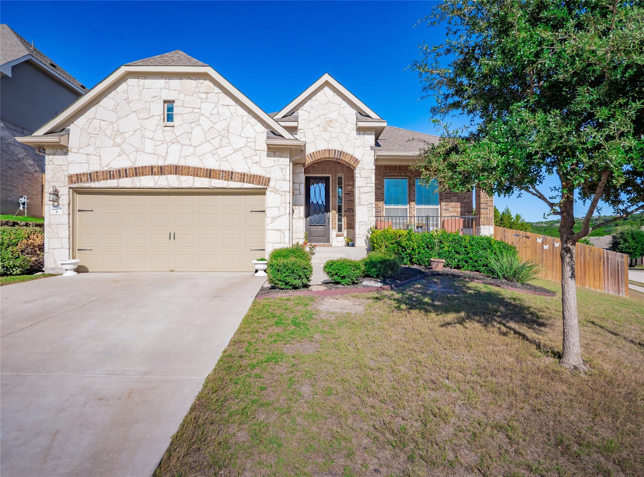 22108 Cross Timbers Bnd, Lago Vista, TX 78645 — photo 1