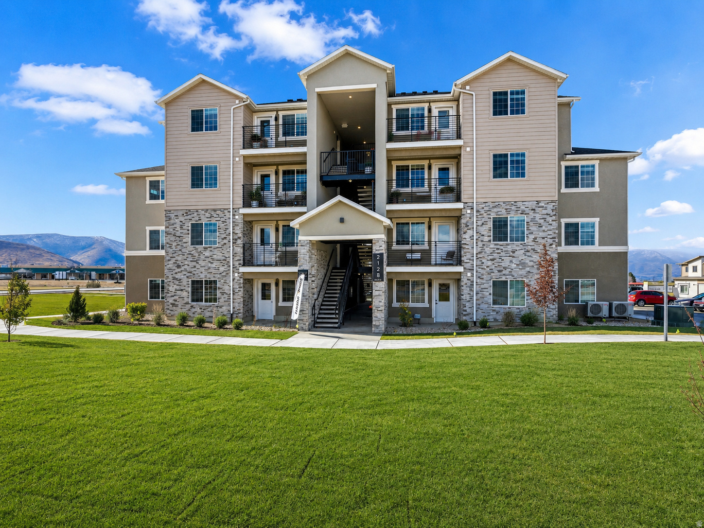 2128 S SAWMILL BLVD, Heber City, UT 84032 — photo 1