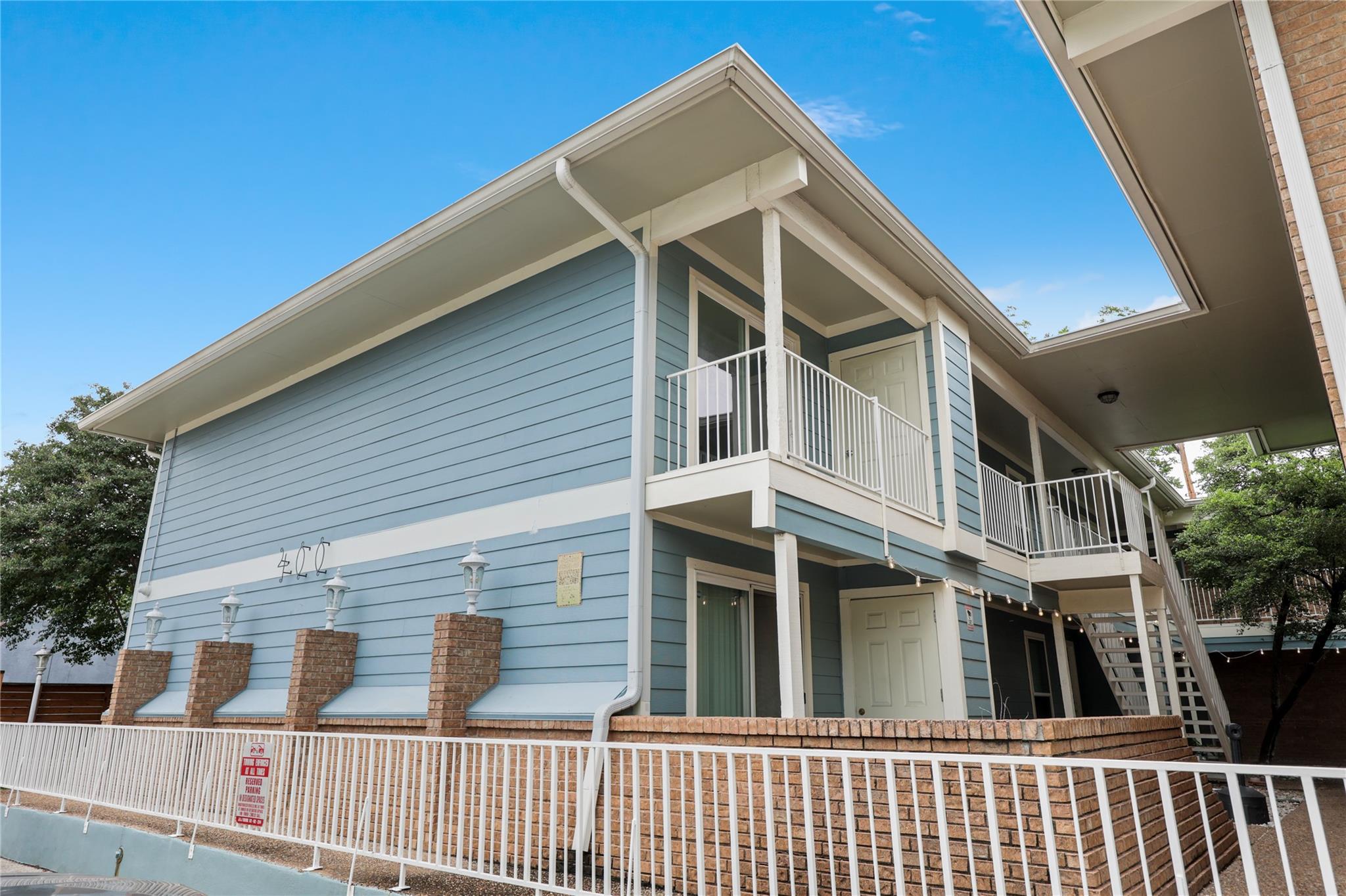 400 35th, Austin, TX 78705 — photo 1