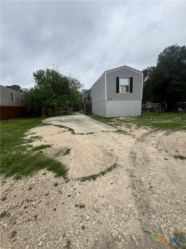 1405 River Road, San Marcos, TX 78666 — photo 1