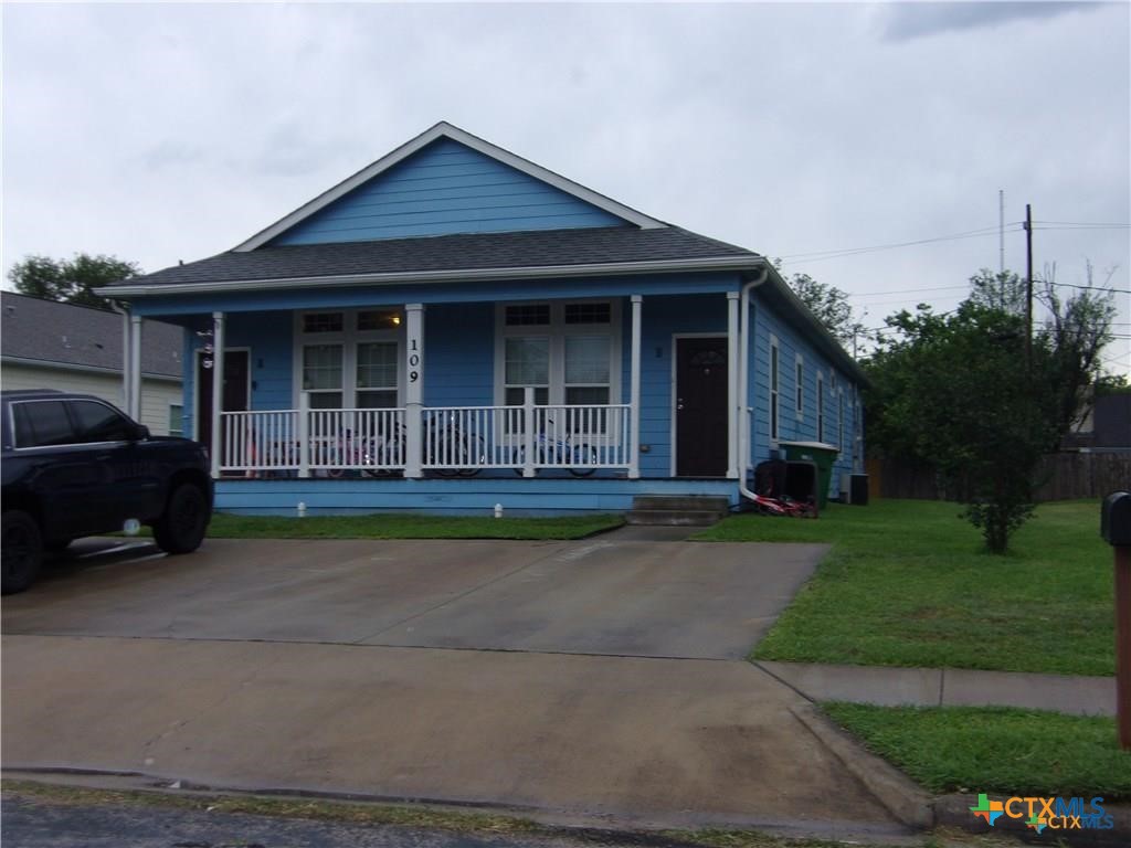 109 Palmwood Drive, Victoria, TX 77901 — photo 1