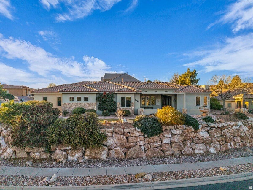 2970 S MOUNTAIN LEDGE DR, St. George, UT 84790 — photo 1