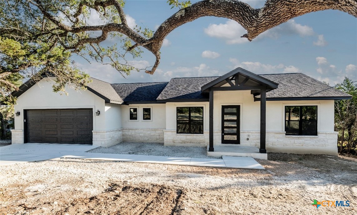 1229 Stallion Springs Drive, Fischer, TX 78623 — photo 1