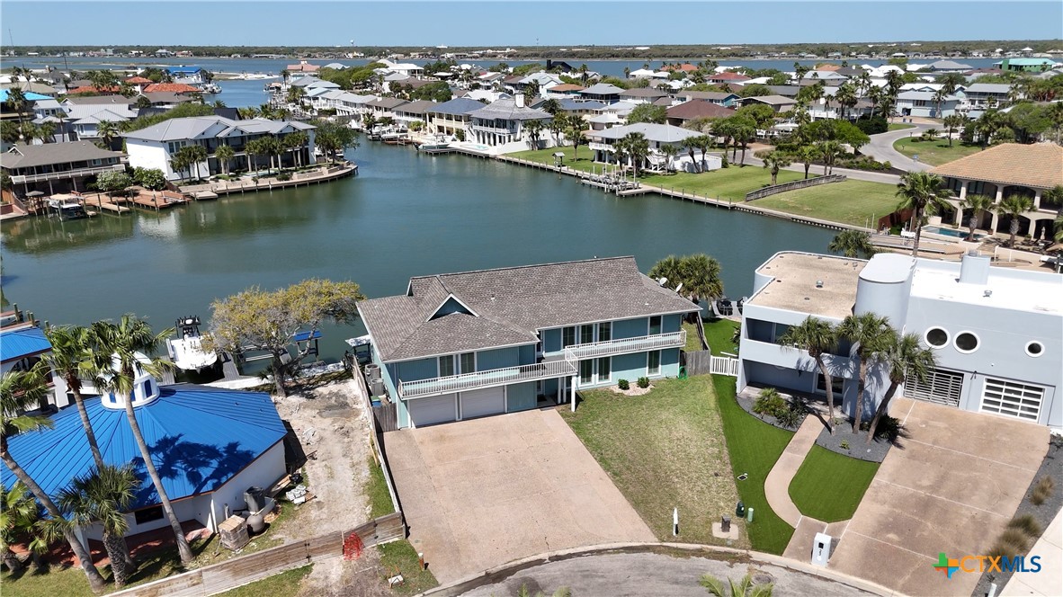 25 Blue Heron, Rockport, TX 78382 — photo 1