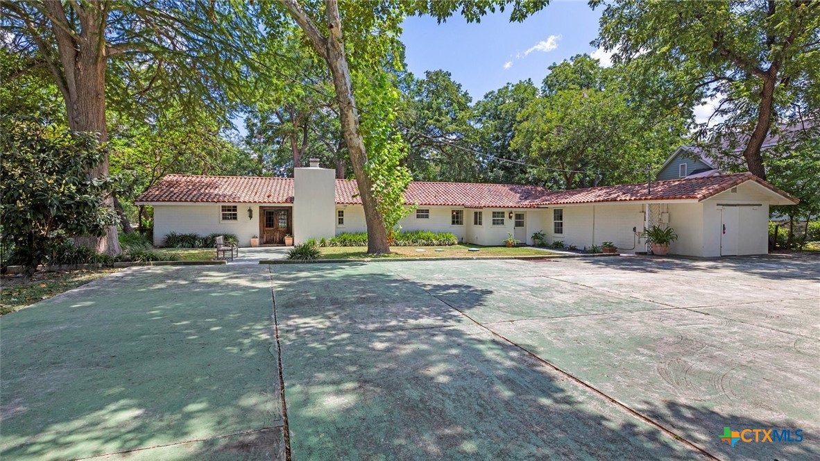 2323 Terminal Loop Road, McQueeney, TX 78123 — photo 1