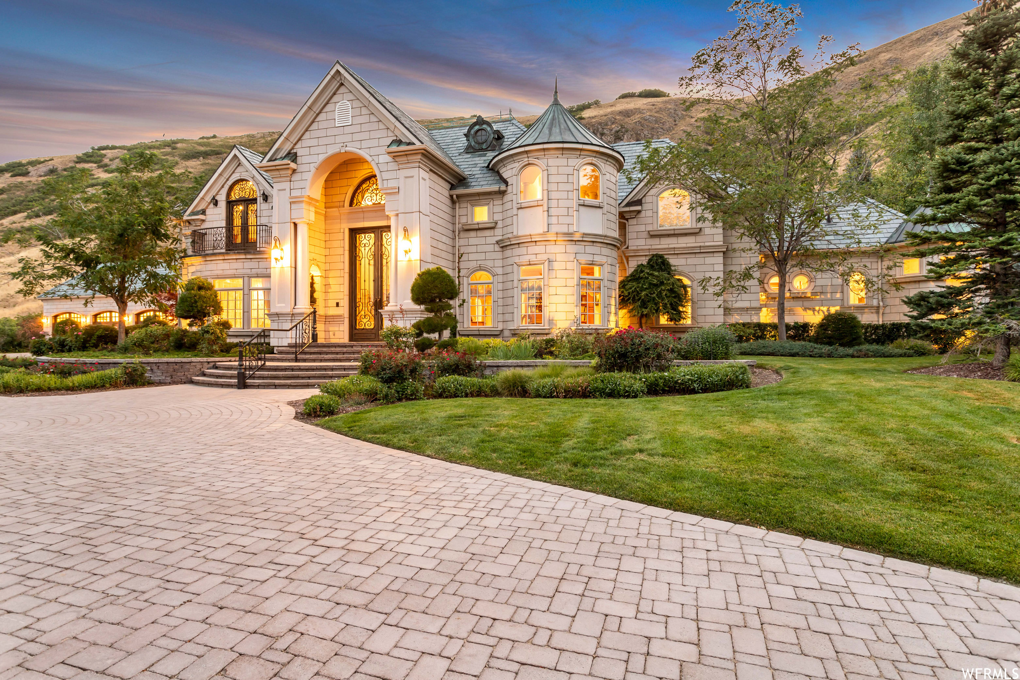 1201 N OAK FOREST RD, Salt Lake City, UT 84103 — photo 1