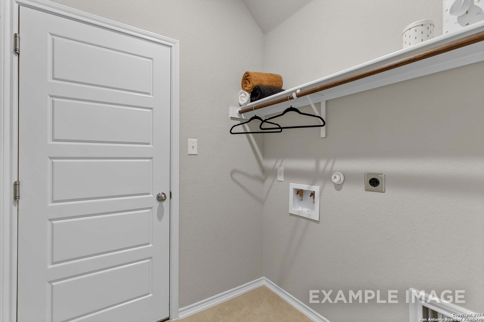 2518 Applewhite Meadow, ,  78224 — photo 1
