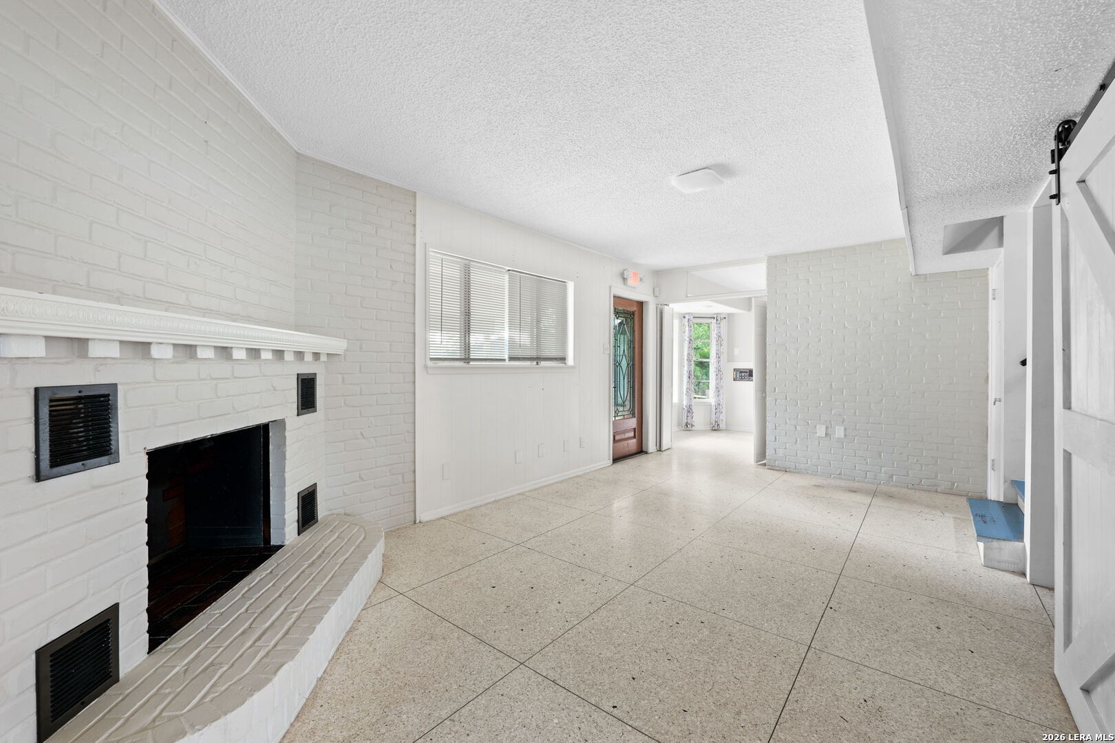 11902 Rustic, , 78230 — photo 1