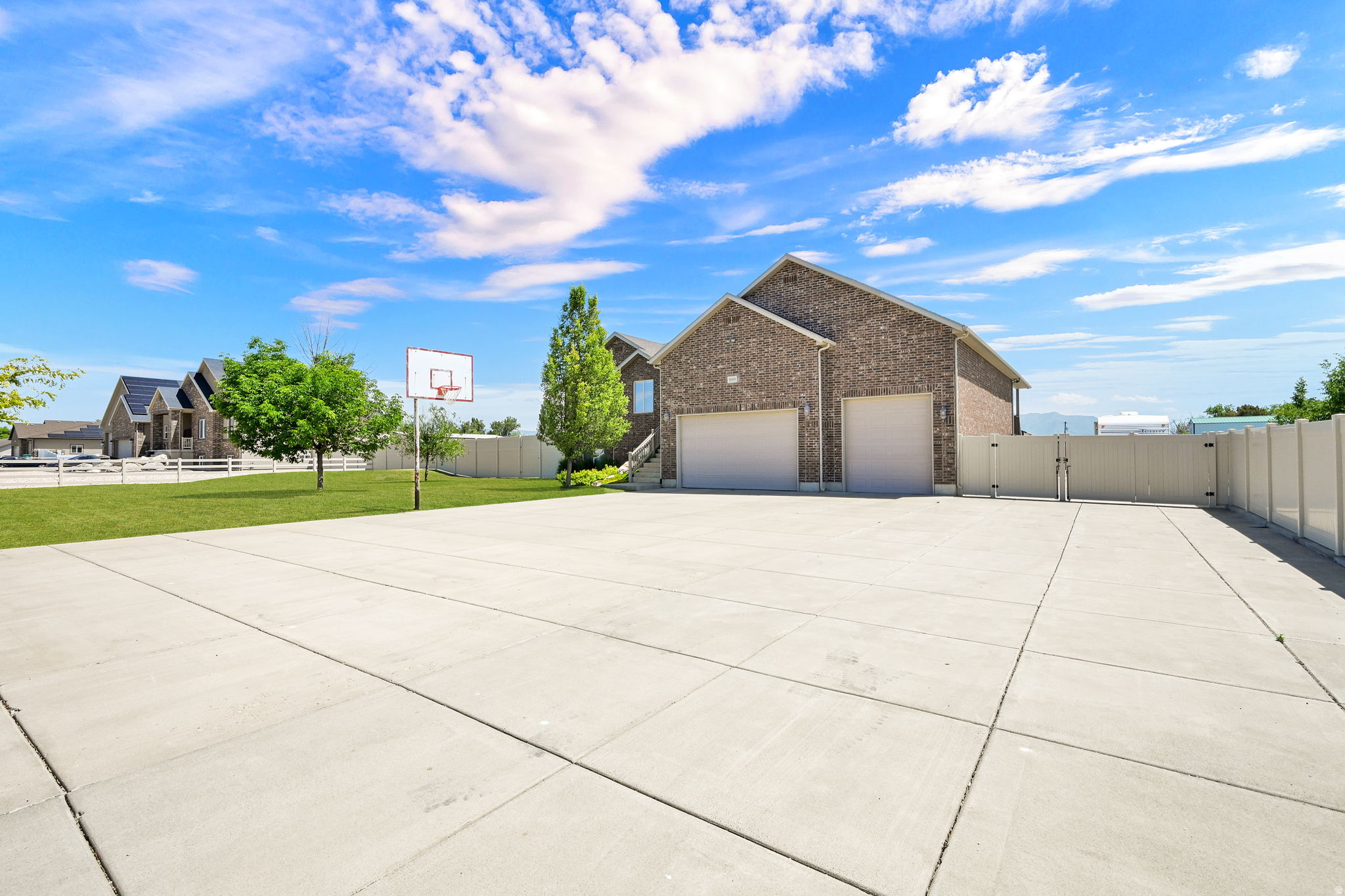 5660 S 6800 W, Hooper, UT 84315 — photo 1