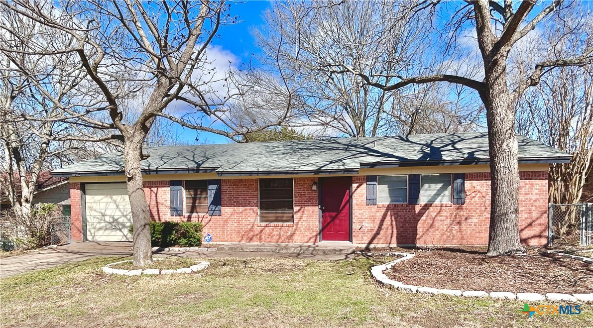 305 Carothers Street, Copperas Cove, TX 76522 — photo 1