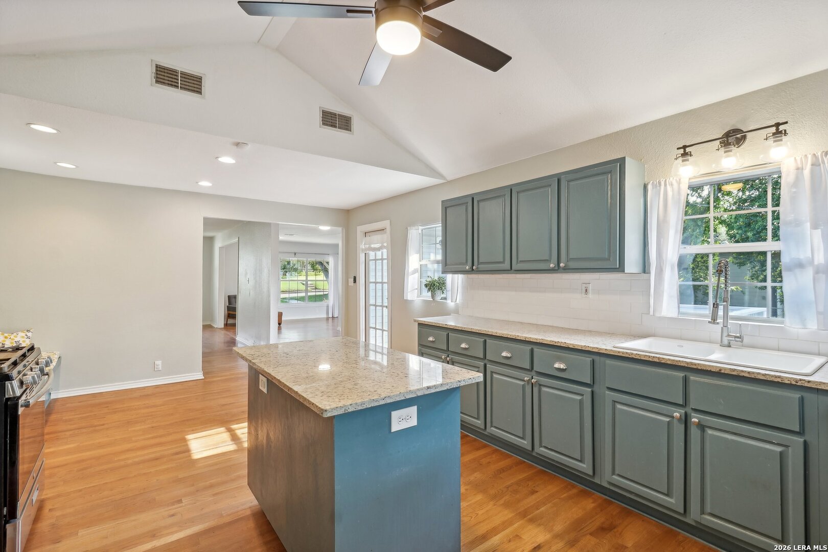 220 LYMAN DR, ,  78209 — photo 1